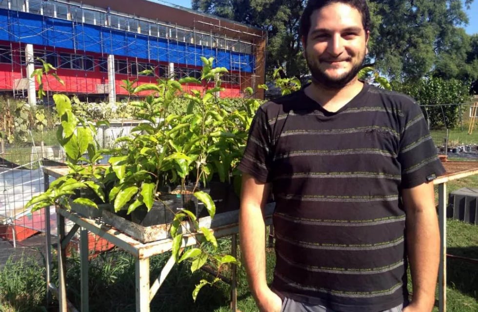 Cristian Escudero: “Es posible mejorar el rendimiento de  las plantas en altas superficies de cultivo”