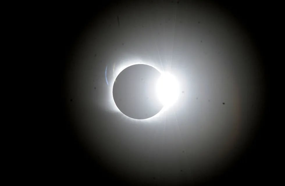 Eclipse solar en Argentina (Clarín)
