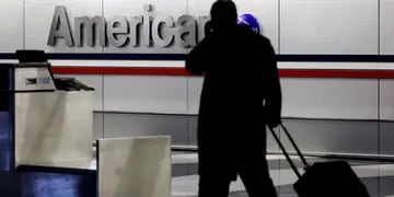 AMERICAN. Mostrador en el aeropuerto de Chicago, en 2011. American dijo que no venderá más boletos a través de Despegar.com (AP/Archivo).