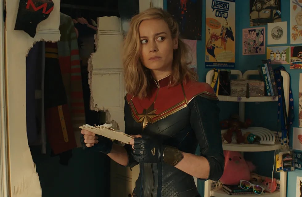 Brie Larson como Capitana Marvel/Carol Danvers,