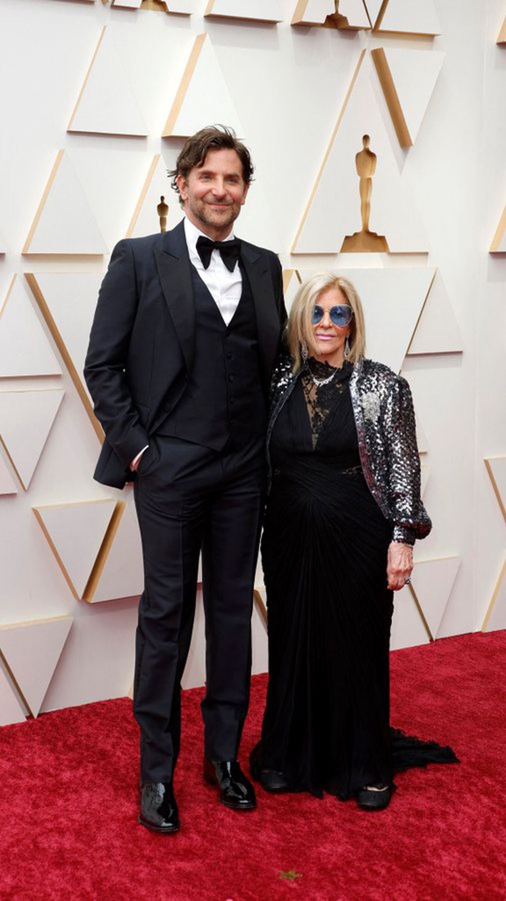 Bradley Cooper y su mamá Gloria.