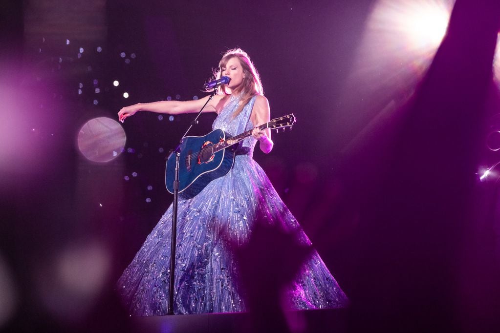 Taylor Swift, en el último show de la serie de tres que ofreció en River. (Gentileza @irishsuarez/ @its.tiven)