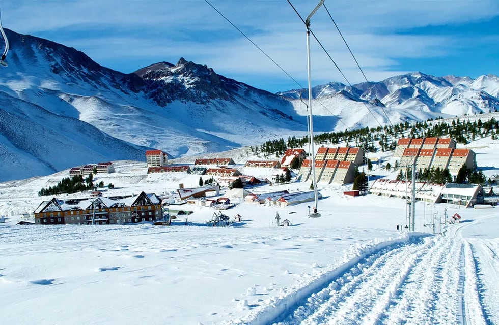 Las últimas nevadas dejaron tapadas de nieve a Las Leñas y hubo gran demanda de turistas en Mendoza. - Archivo / Los Andes