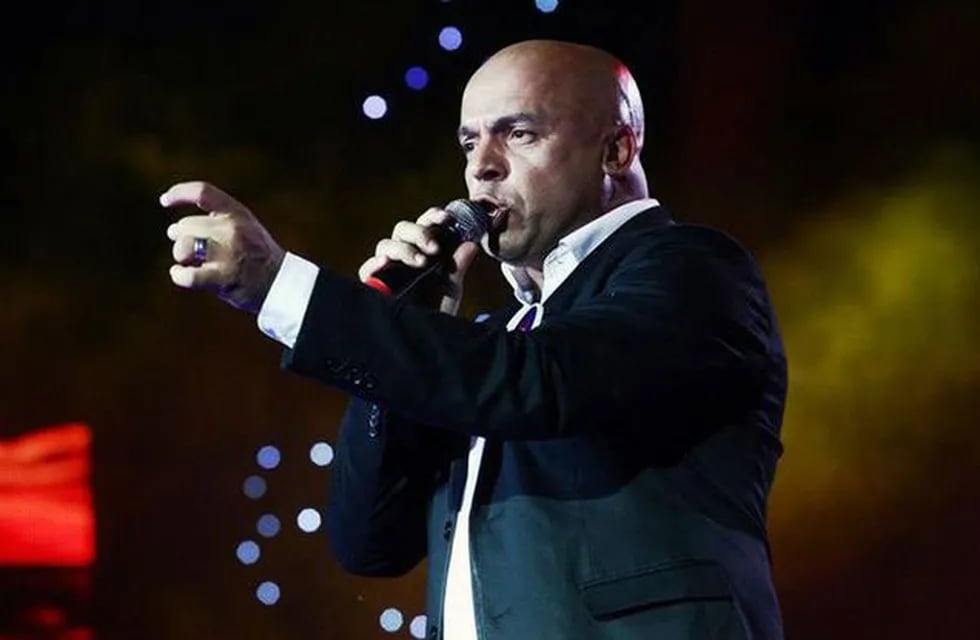 Fabio Santana es excombatiente de Malvinas y cantó el Himno Nacional en el partido de Argentina frente a Colombia.