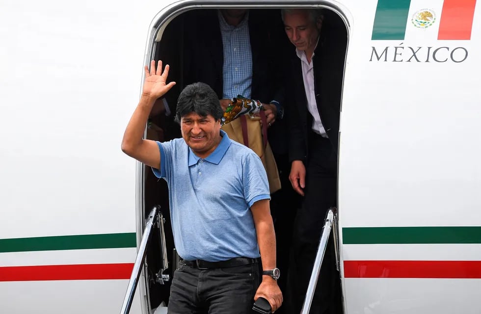 Evo Morales aterrizó en México para su asilo político: "Me salvaron la vida"