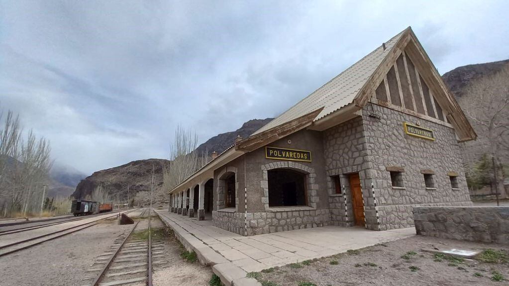 La antigua estación fue la más importante de Alta Montaña por su infraestructura. Ha quedado olvidada desde fines de los ‘80. Foto: gentileza