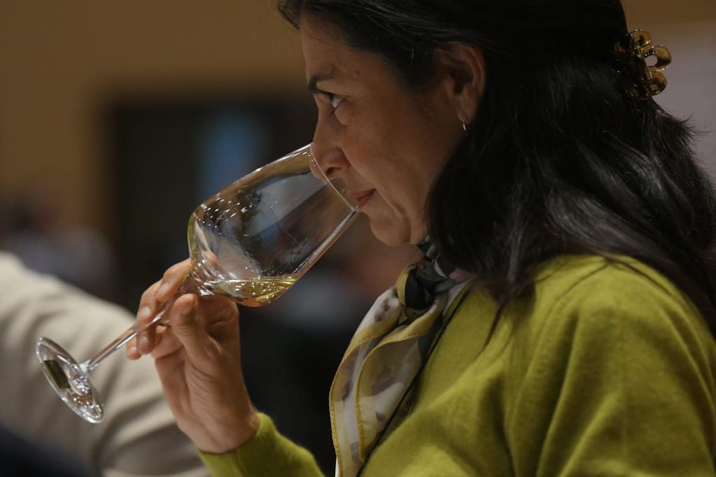 Las copas de R.Cristal fueron protagonistas en el primer concurso nacional de vinos Guarda14.