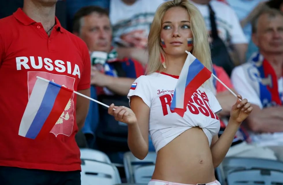 La FIFA pidió que la TV no enfoque más a las hinchas "lindas"