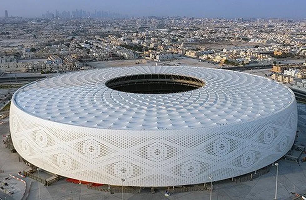 Estadio Al Thumama del Mundial Qatar 2022. Foto: qatar2020.qa