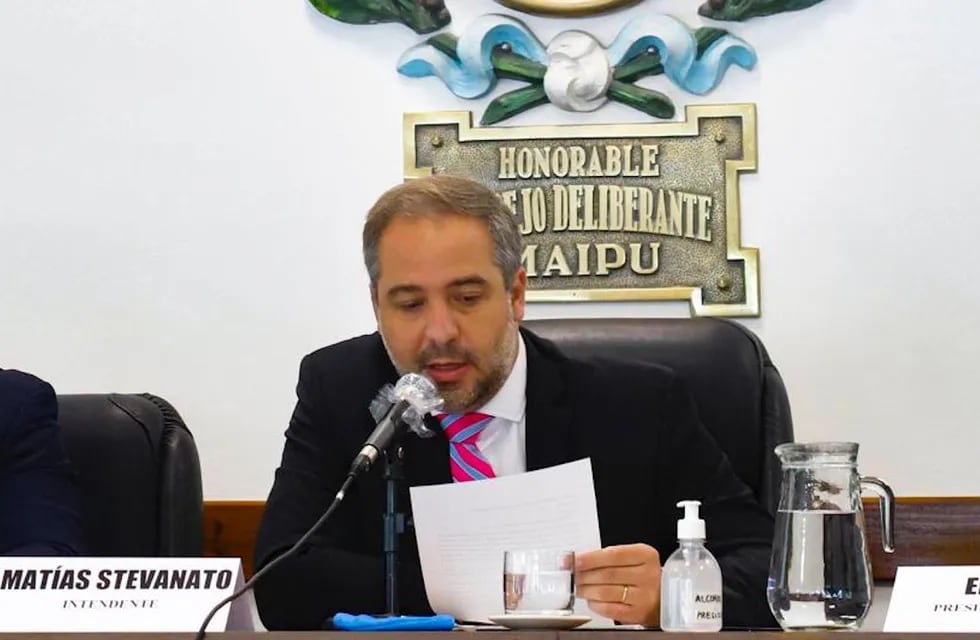 El intendente de Maipú, Matías Stevanato, obtuvo la aprobación por unanimidad del presupuesto 2023.