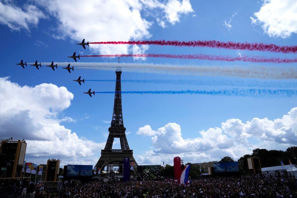 París ya tomó la posta de Tokio 2020 y empieza a desandar su camino para los Juegos Olímpicos 2024. (Foto: AP)