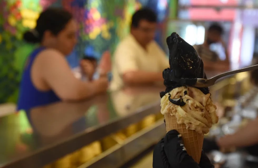 Palta, carbón y mojito: esos raros gustos nuevos de helado