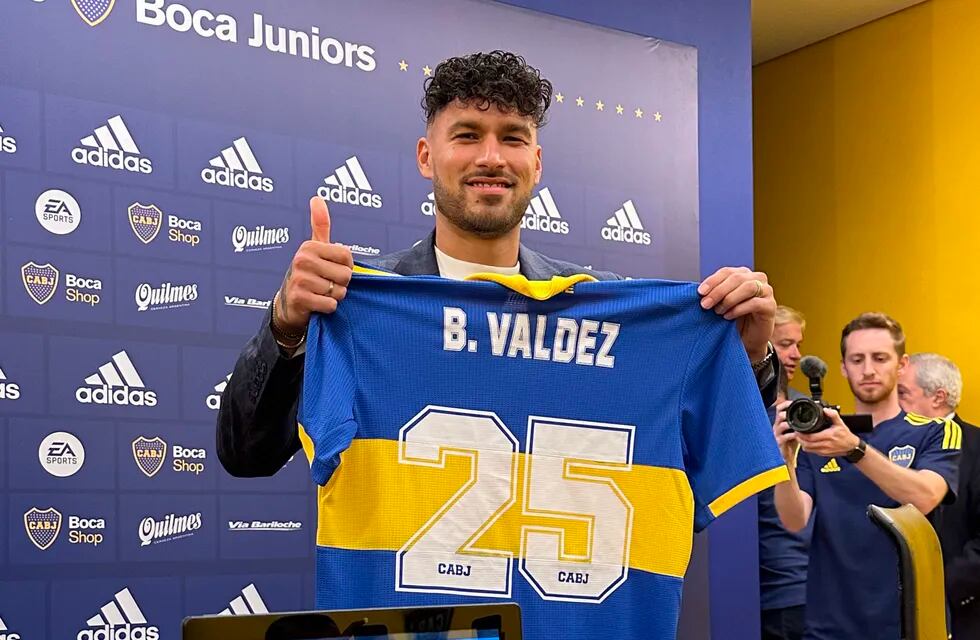 Bruno Valdéz fue presentado como nuevo refuerzo de Boca Juniors / Twitter Tato Aguilera.