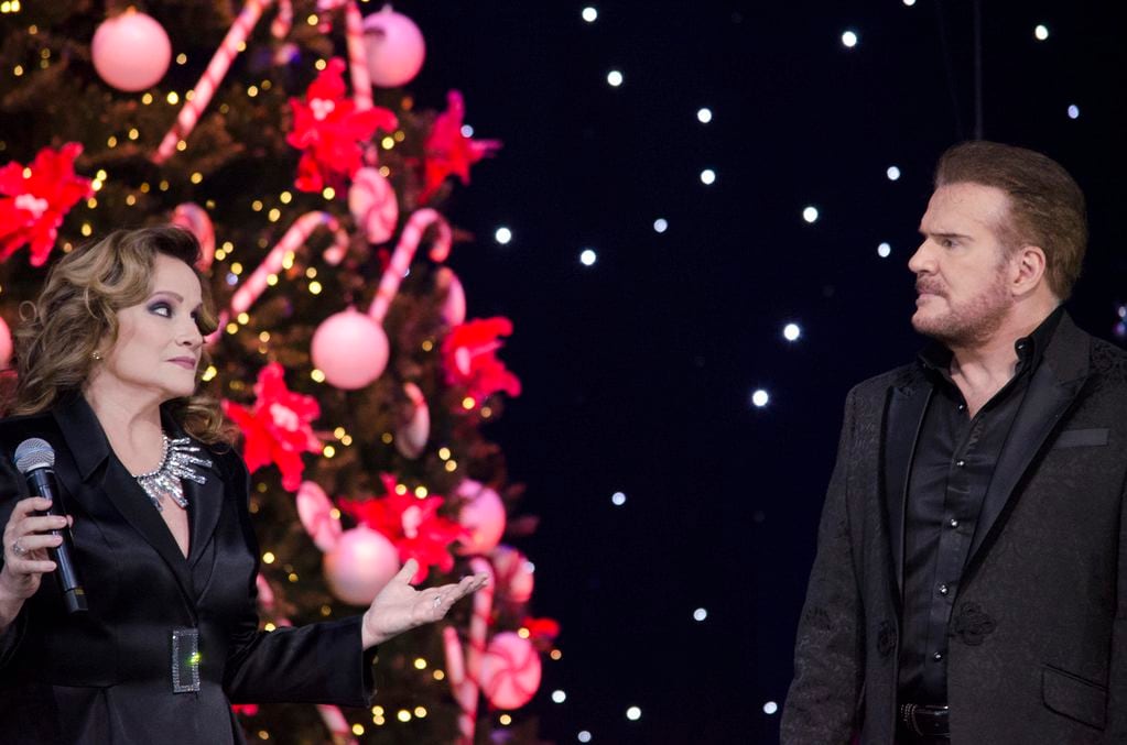 El dúo despide el año con un especial de Navidad por streaming, en el que estrenarán una canción dedicada a su madre.