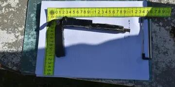 Esta es el arma que llevó un alumno a su escuela en Esquel
