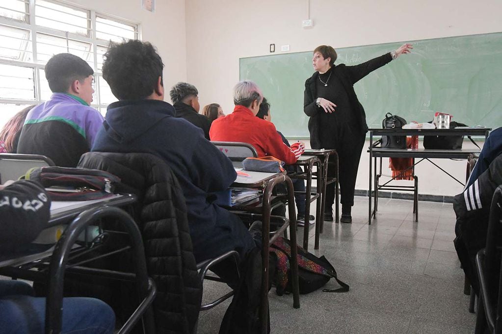 Además de fluidez y compresión lectora, en las escuelas de Mendoza evaluarán matemática e idiomas. Foto: José Gutierrez / Los Andes

