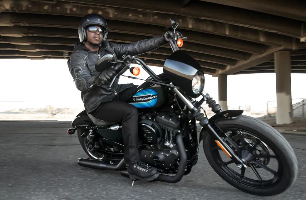 Harley-Davidson presentó el modelo Iron 1200