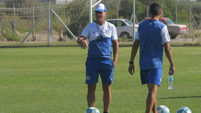 El técnico habló tras la práctica de hoy, antes de viajar a Liniers. El miércoles juega ante Vélez y el domingo, frente a Newell´s. 
