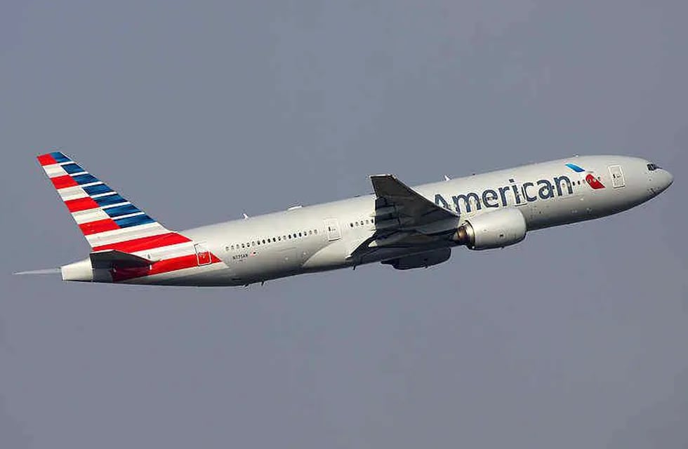 Un argentino fue detenido luego de que un vuelo de American Airlines aterrizara en Miami, los demás pasajeros lo acusaron de robo. (Imagen ilustrativa)