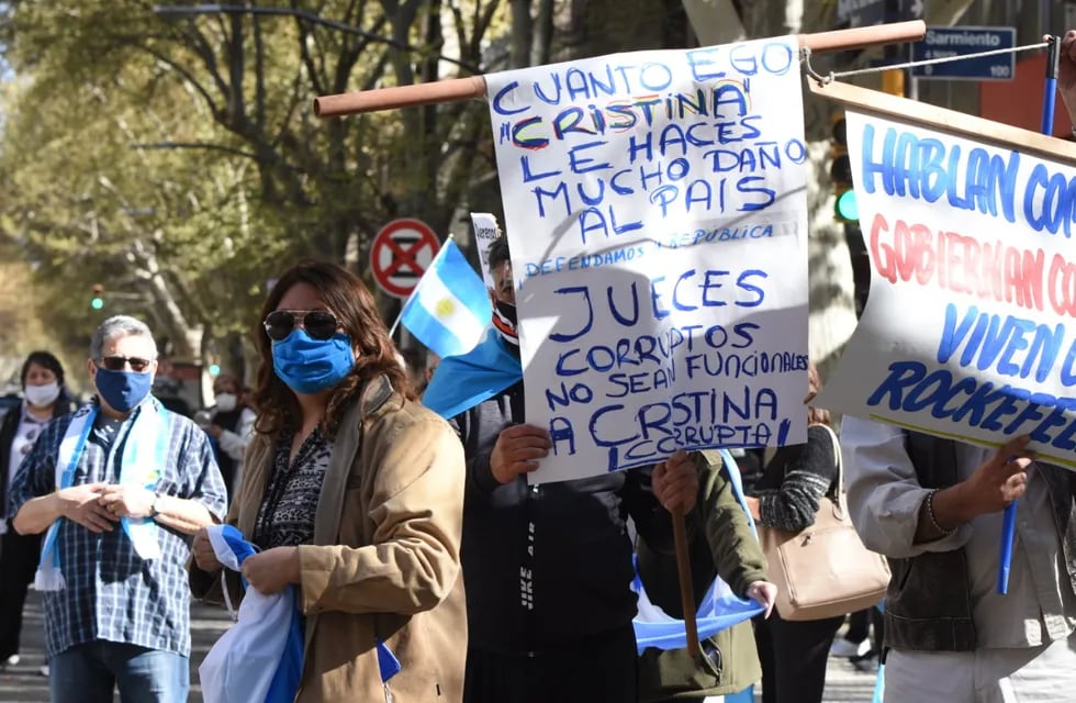 Reforma judicial y Cristina Fernández, alguno de los temas por los que la gente salió a las calles