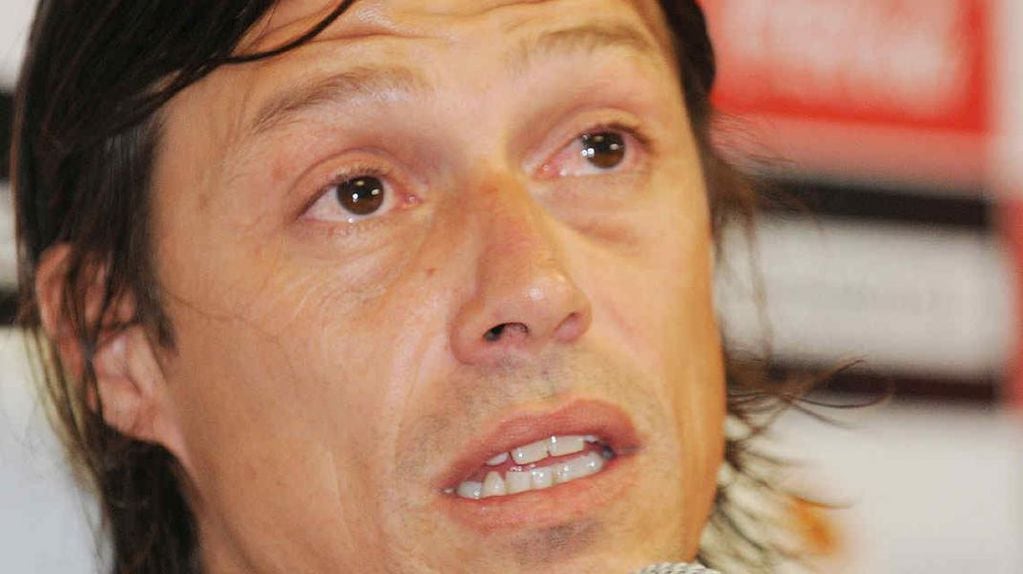 Almeyda, ex jugador de River y la Selección Argentina y actual entrenador de fútbol.