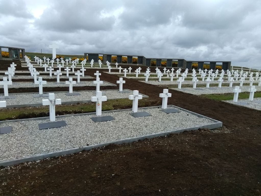 El cementerio de Darwin tiene las tumbas de los argentinos caídos en Malvinas