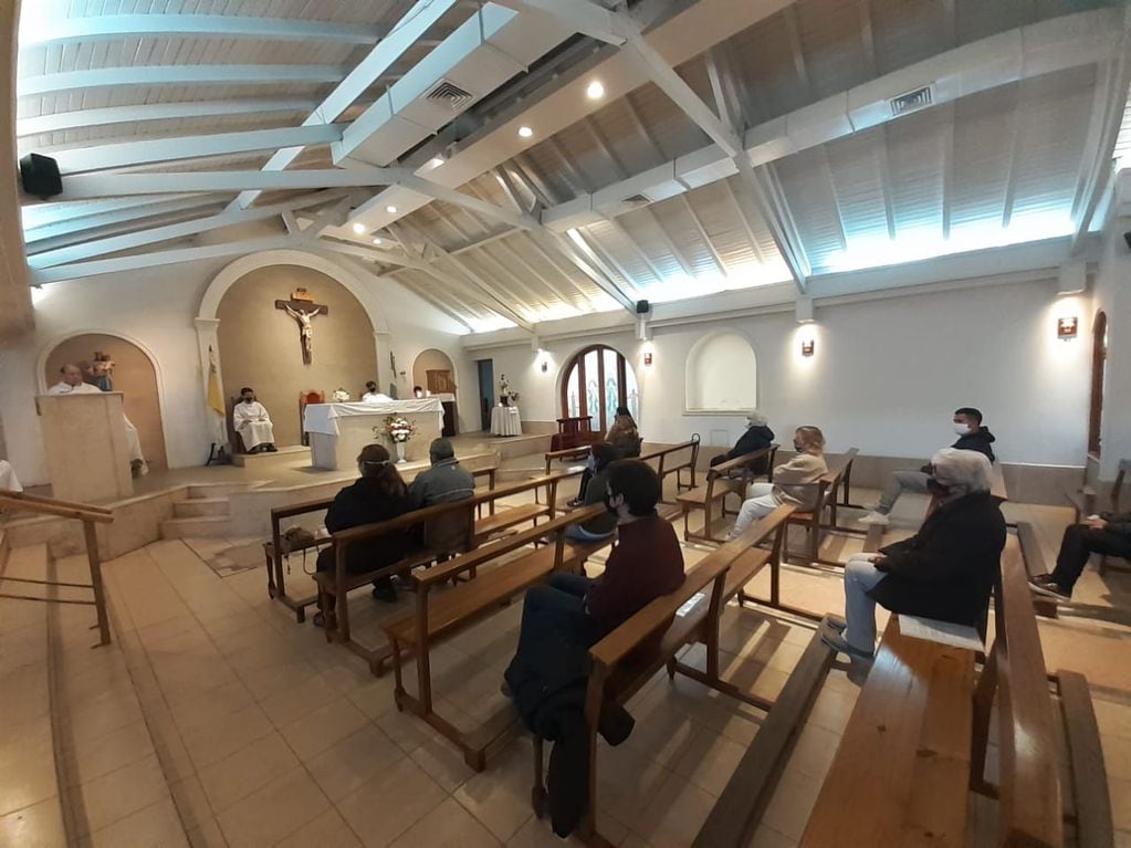 Misa de San Cayetano en la parroquia del barrio Bancario - 