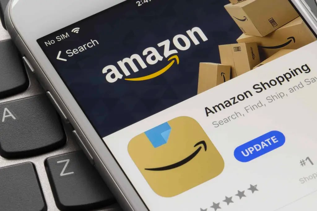 Amazon se vio forzado a cambiar su logo