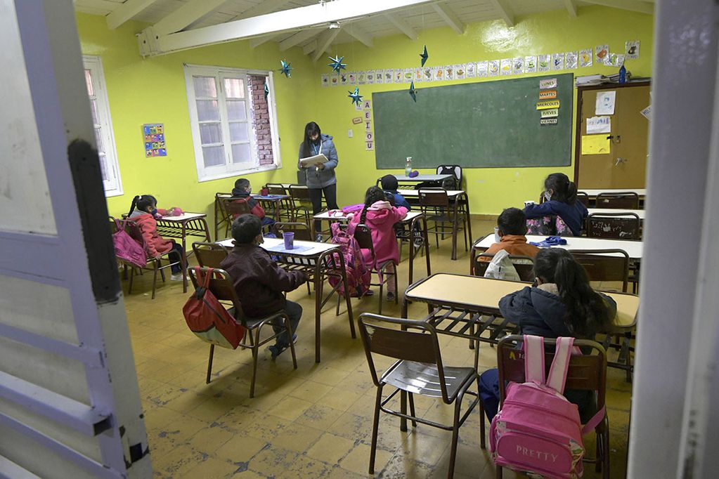Las pruebas generales muestran un retroceso en el nivel educativo en nuestro país. Foto: Orlando Pelichotti / Los Andes