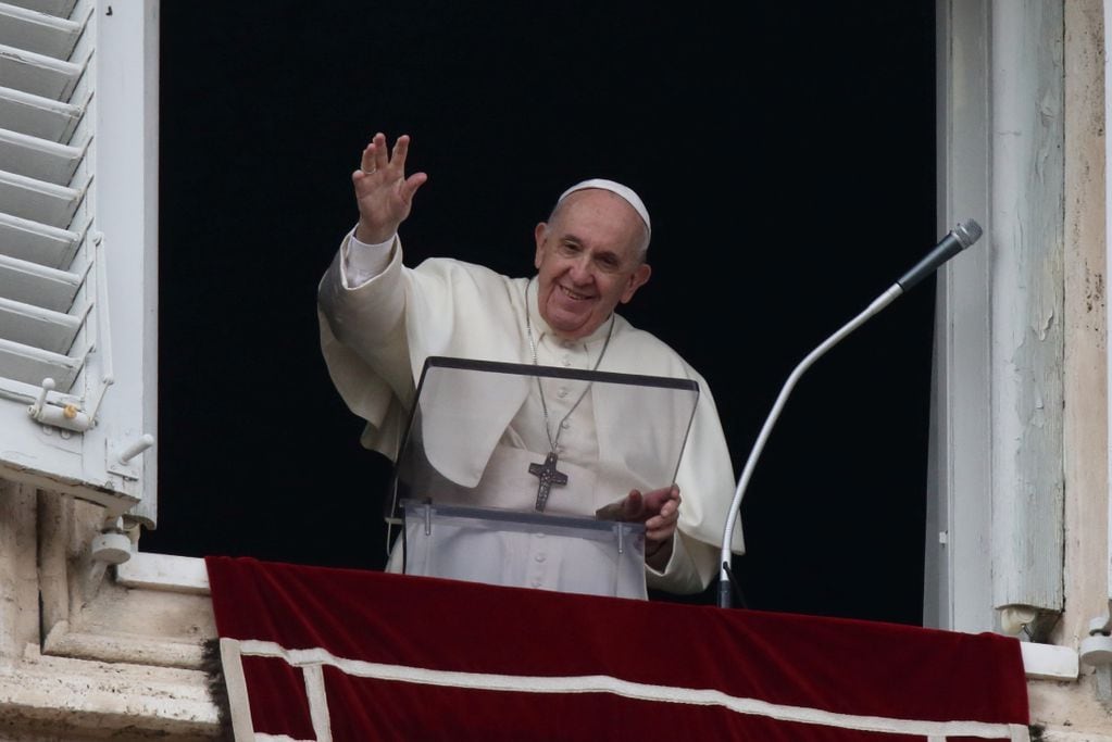 El Papa Francisco afirmó que “la fe no puede limitarse a los ‘noes’, pues la vida cristiana es un ‘sí’, un sí de amor”.