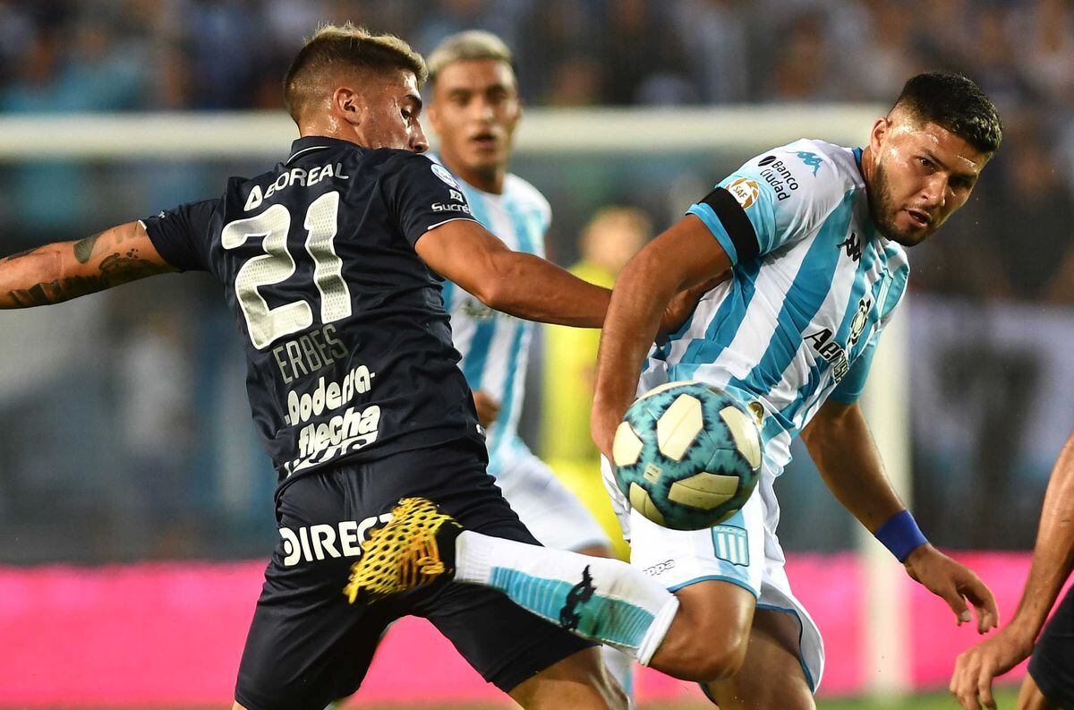 Racing empató con Atlético Tucumán y perdió la oportunidad de acercarse a los punteros