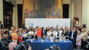 Legisladores del FdT consideran "un acto antirrepublicano del Poder Judicial" la condena a Cristina. Federico López Claro