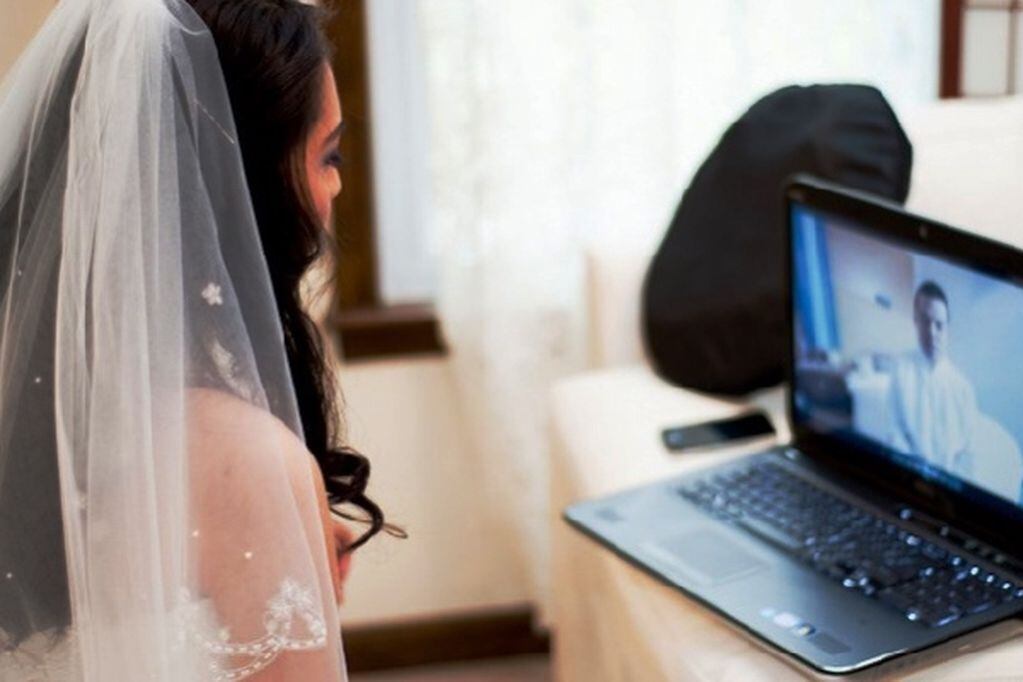 Habilitan matrimonios virtuales y apuntan a que se pueda pagar impuestos con criptomonedas en CABA. Foto: Imagen Ilustrativa.