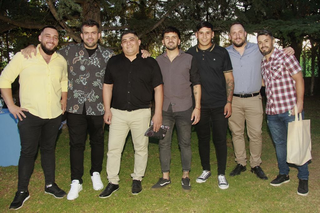 Francesco Canizzaro, Matías D'Antonio, Alejandro Lucero, Erik Sarmiento, Mariano Cabañas, Fabián Maillo y Damián Rosales