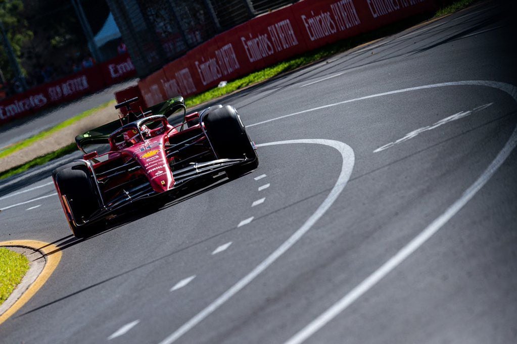 F1: Leclerc y Ferrari, los más rápidos del viernes en Australia