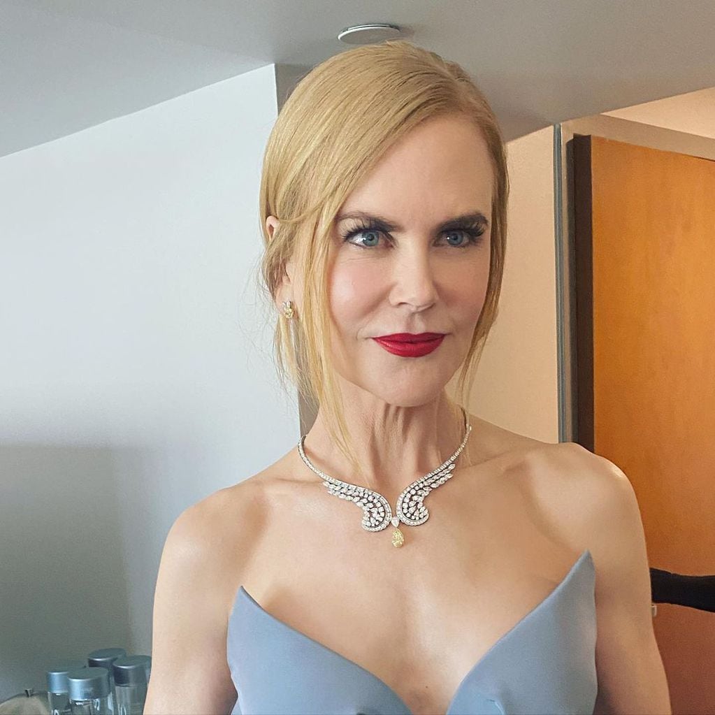 Nicole Kidman eligió un collar especial para completar su conjunto.