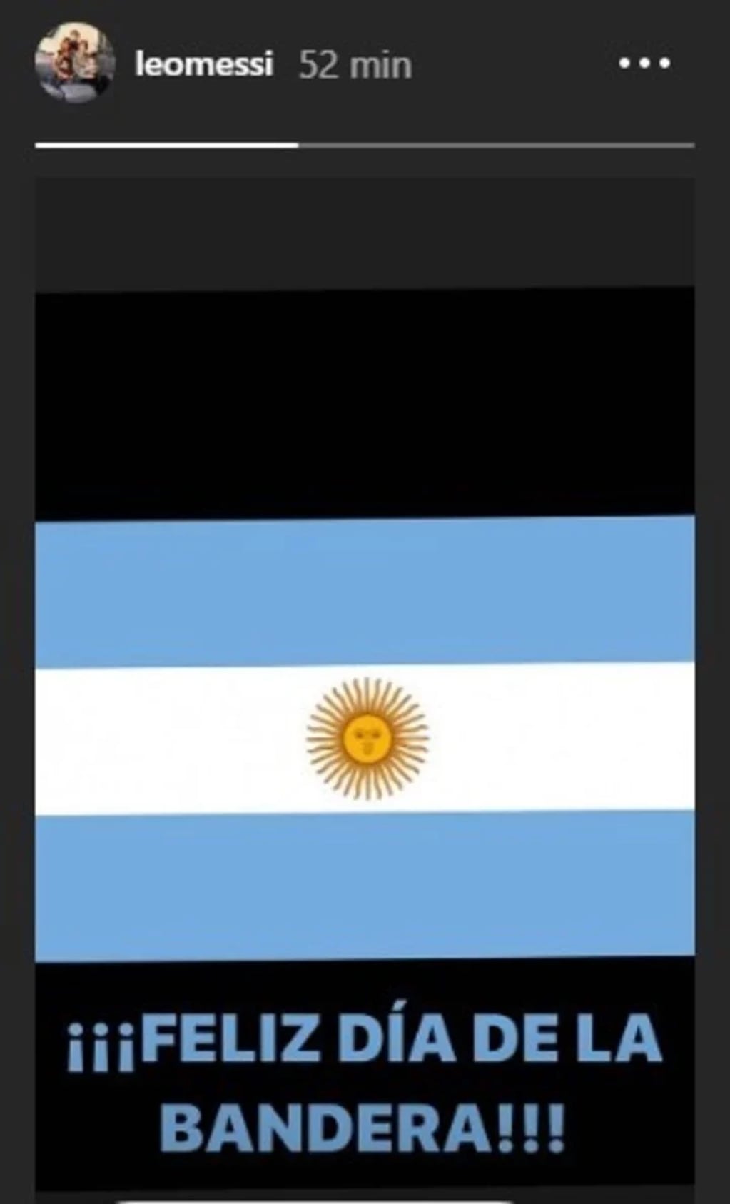 El astro argentino posteó en una historia de istagram su amor por la Bandera Argentina.