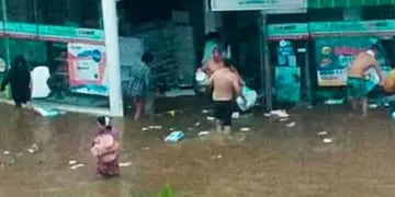 Corrientes: robo a una farmacia en plena inundación
