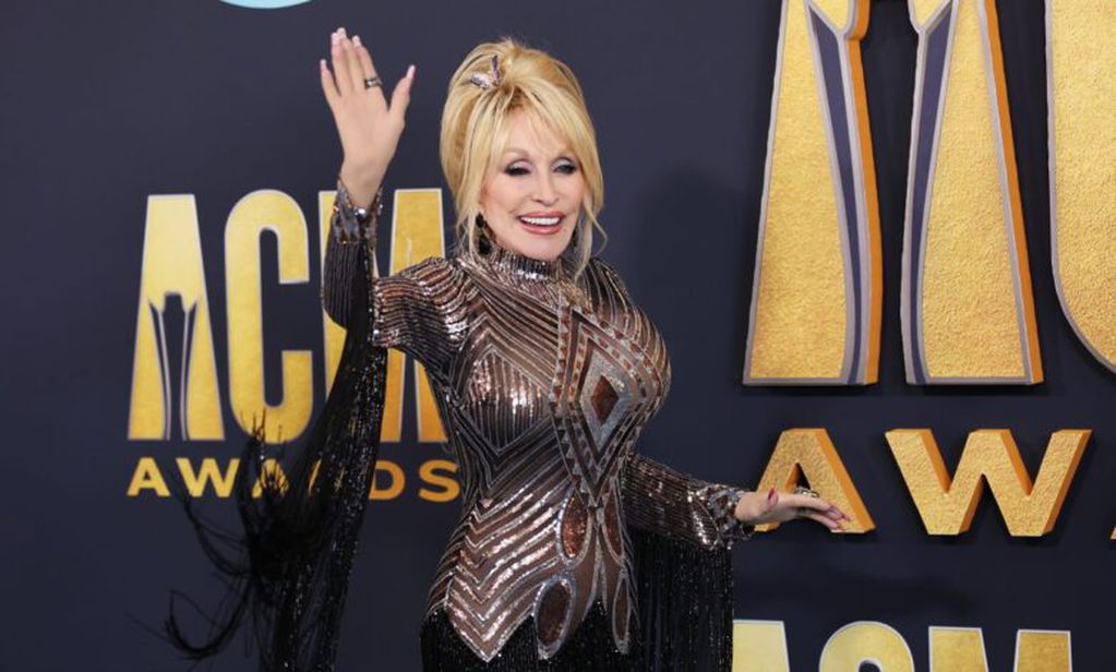 Dolly Parton donó un millón de dólares. Foto: Web