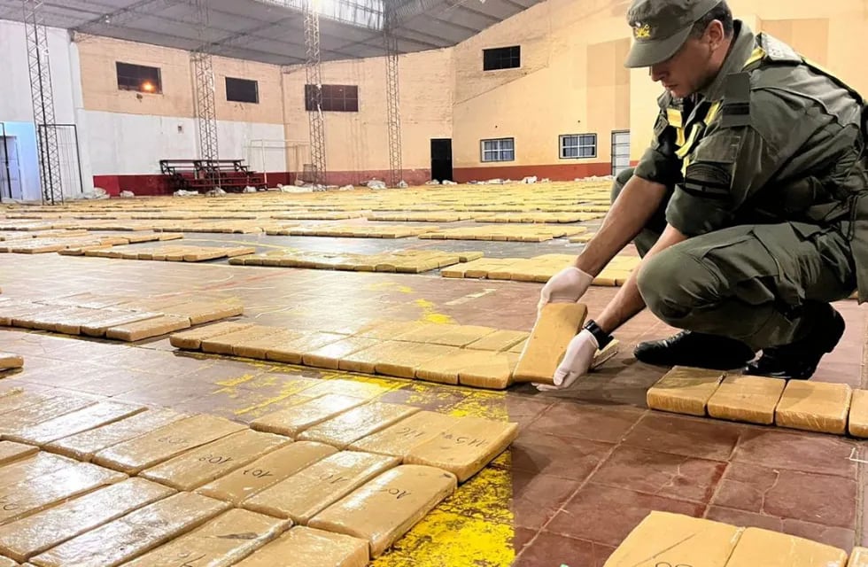 Secuestran más de seis toneladas de marihuana y detienen a un hombre en Misiones. Foto: Gendarmería Nacional.