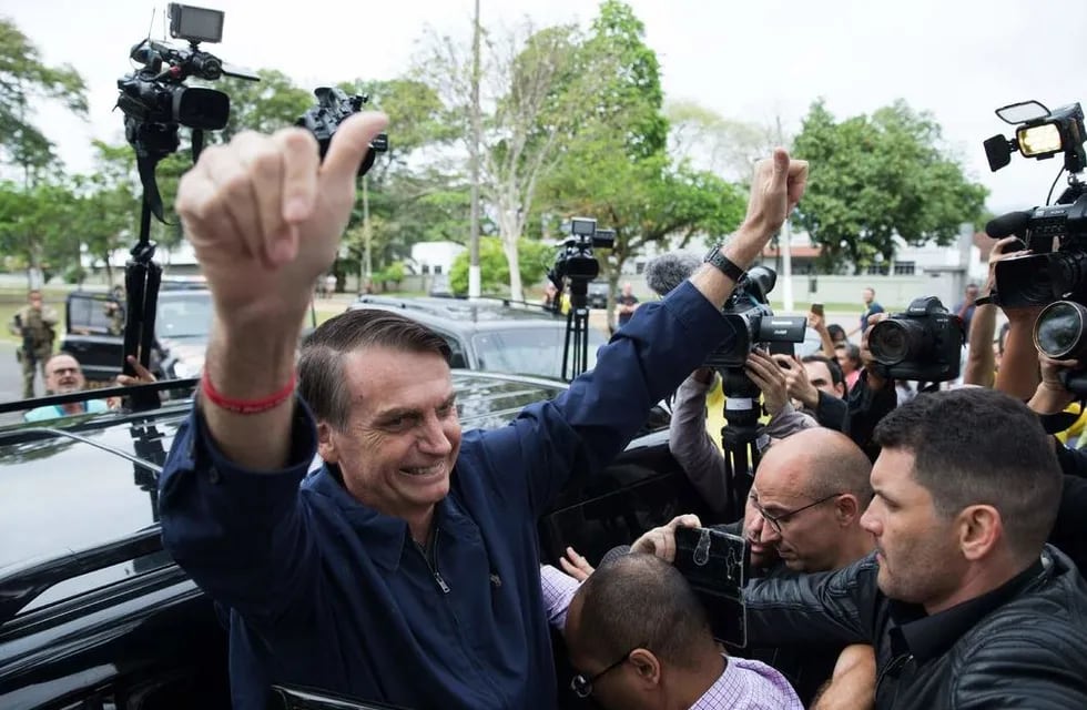 Bolsonaro prometió una "limpieza nunca vista" si gana las elecciones en Brasil