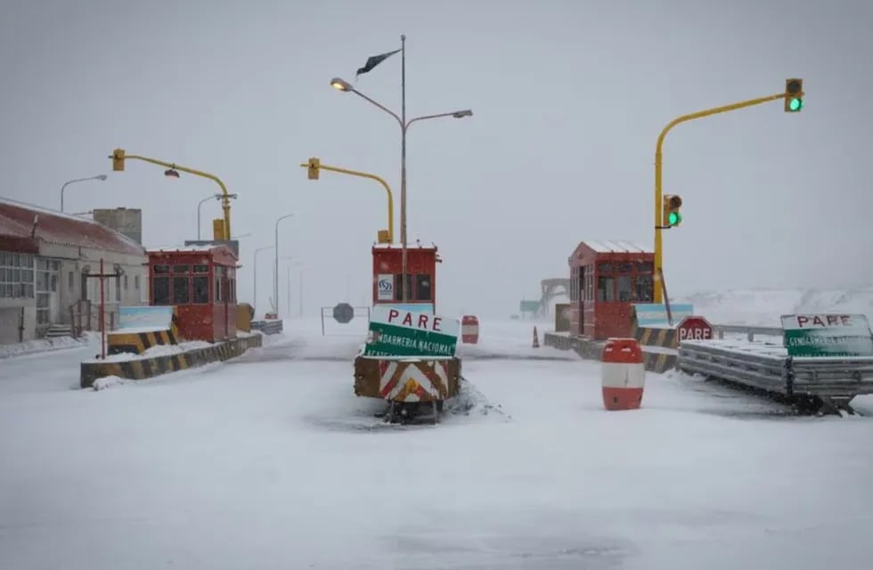 Por nevadas y mal tiempo, cerrarán el paso a Chile durante todo el fin de semana. Foto: Archivo Los Andes
