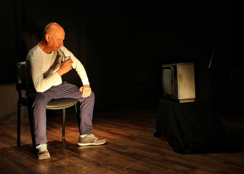 El 22 de septiembre, a un año de su estreno, brilla el Teatro Las Sillas con la presentación de "No sé qué pasó".