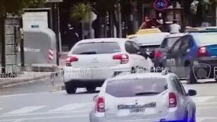 Video: así atraparon a “Rápida y Furiosa”, la mujer que se fugó en auto tras robar tres vinos en un supermercado