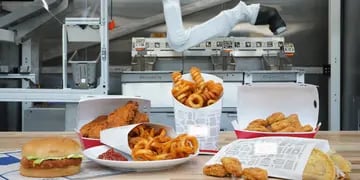 Primer restaurante atendido por robots