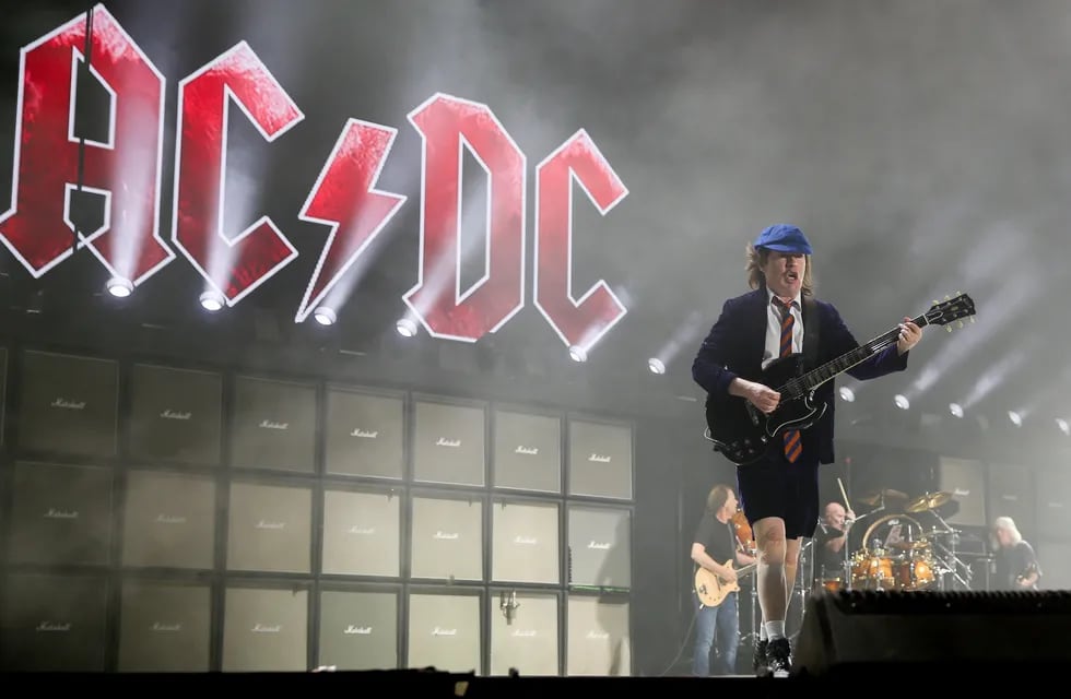 AC/DC lanzó el primer corte de su nuevo disco "Power up", que llega en noviembre.