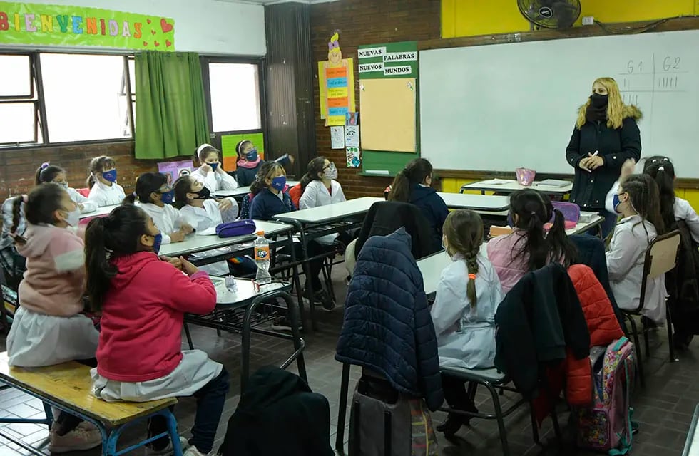 Alumnos y docentes no tendrán que utilizar barbijo de forma obligatoria en las aulas de Mendoza. Foto: Orlando Pelichotti