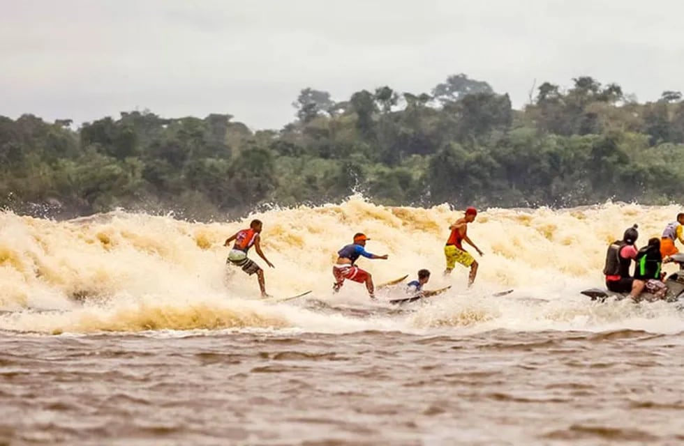 La Pororoca: la ola “mágica” que se produce en el Amazonas