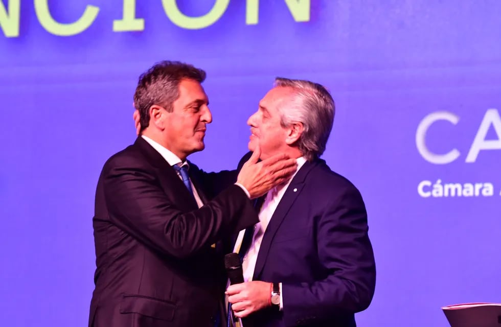 Alberto Fernández dijo que Sergio Massa será el próximo presidente argentino durante la Convención Anual de la Cámara Argentina de la Construcción, en La Rural. Foto: Clarín
