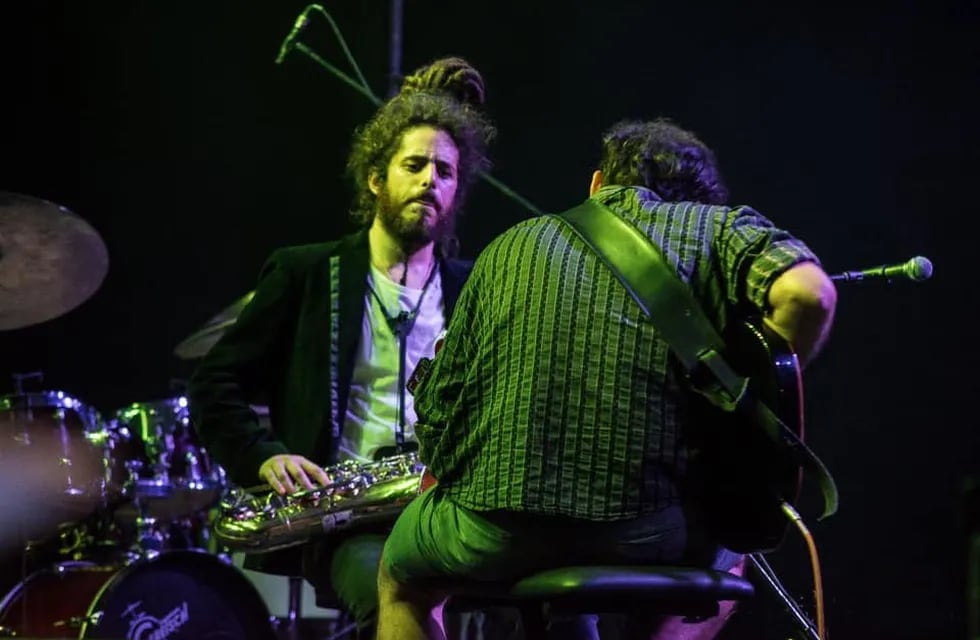 Spitz y Serpa en el show que dieron en el marco del festival Jazz en el Lago 2019. Gentileza: Ángel Castro.